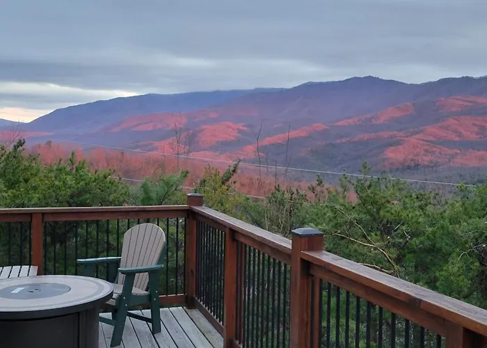 Pinnacle View Lodge By Stony Brook Cabins